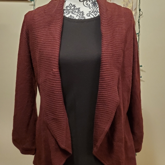 Sweater - Picture 4 of 8